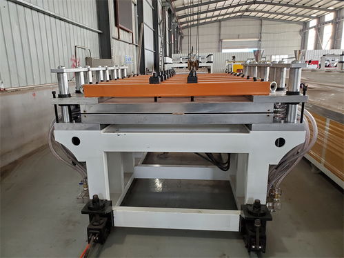 木飾面機(jī)器設(shè)備報(bào)價(jià) 木飾面機(jī)器設(shè)備 華利德塑機(jī)有口皆碑